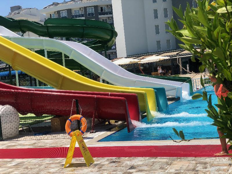 Royal Towers Hotel Lara Antalya Ngoại thất bức ảnh