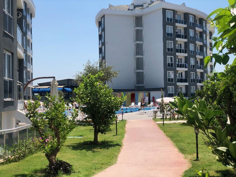 Royal Towers Hotel Lara Antalya Ngoại thất bức ảnh